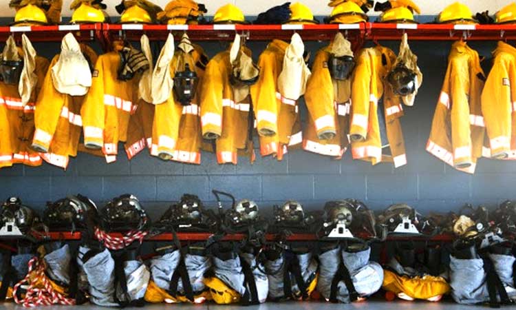 مثبطات الحريق ، والنسيج المقاوم للمواد الكيميائية ، ومعدات رجال الاطفاء