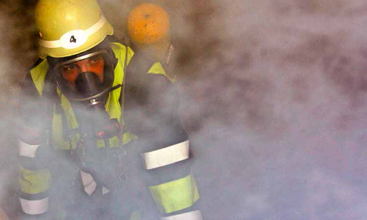 traje de bombeiro