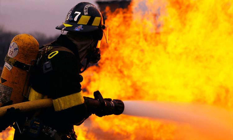 feuerhemmende Kleidung